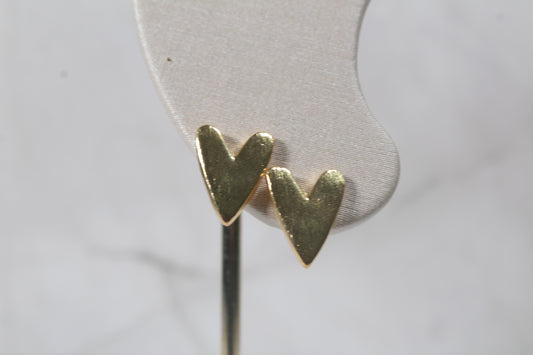 Pendientes de corazón dorado