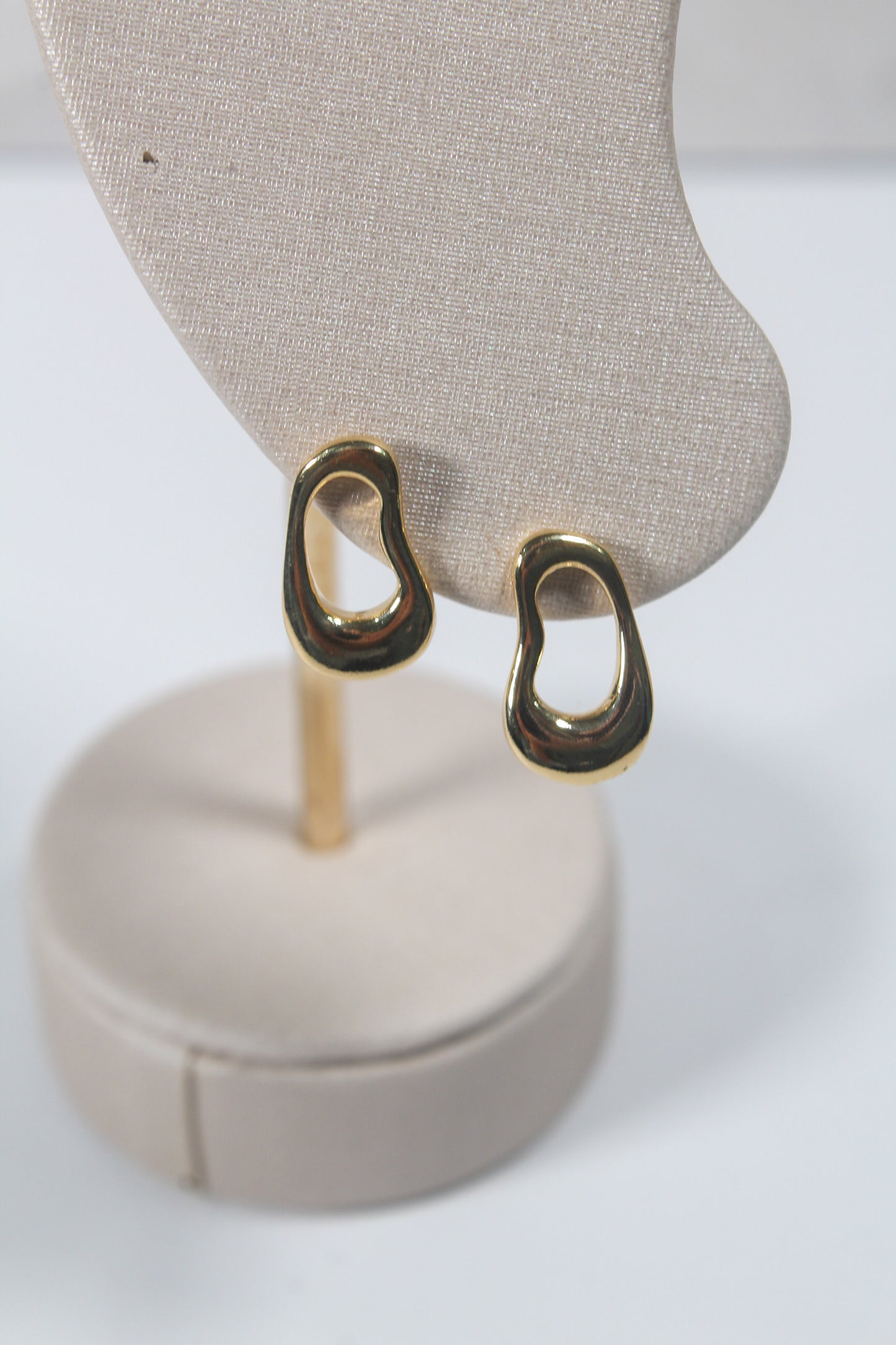 Ripple Studs